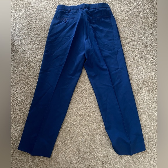 Pressed and ready to wear!  Tailored pant in a gorgeous navy blue - Picture 3 of 4